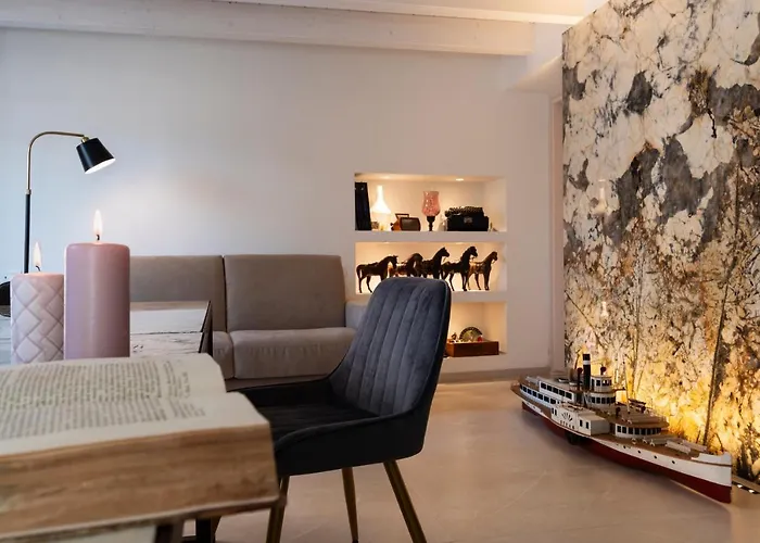Absentia 1763 Garda Boutique Home - Lake Front